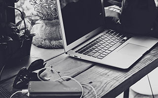 意甲媒体热议：米兰转会期的表现就像一部早已看过的电影，关键在于弗拉尼的态度